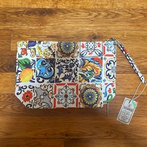 Cosmetic bag